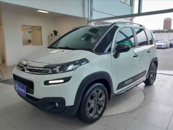 CITROËN AIRCROSS 1.6 VTI 120 FLEX LIVE EAT6 CITROËN AIRCROSS 1.6 VTI 120 FLEX LIVE EAT6